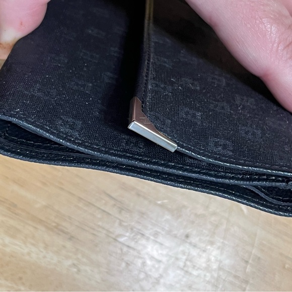 FENDI VINTAGE BI-FOLD WALLET - Picture 4 of 10